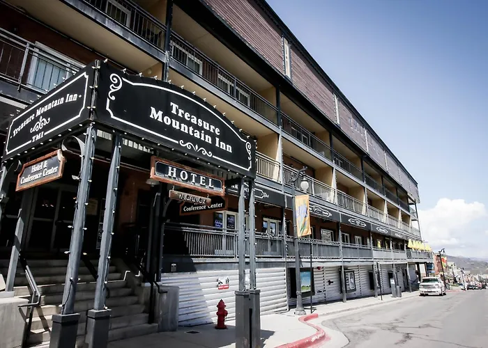 Treasure Mountain Inn