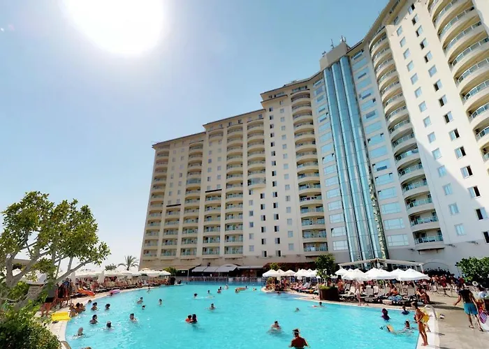 Gold City Luxury Accommodation Kargicak 
