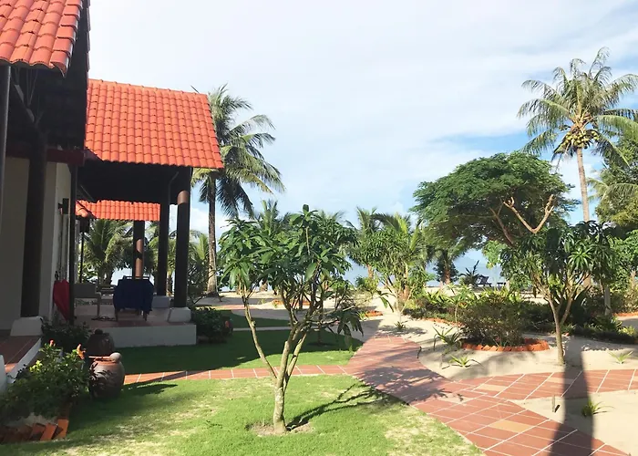 Peppercorn Beach Resort