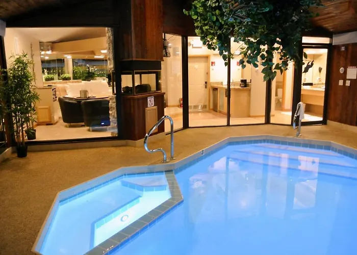 Sybaris Pool Suites Frankfort - Adults Only