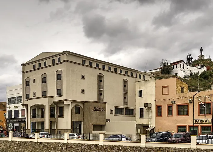 Hotel Adriana