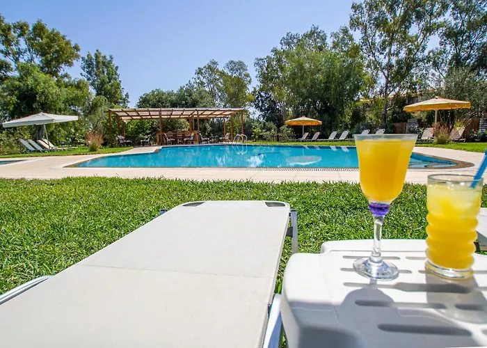 Tellis Holiday Rooms