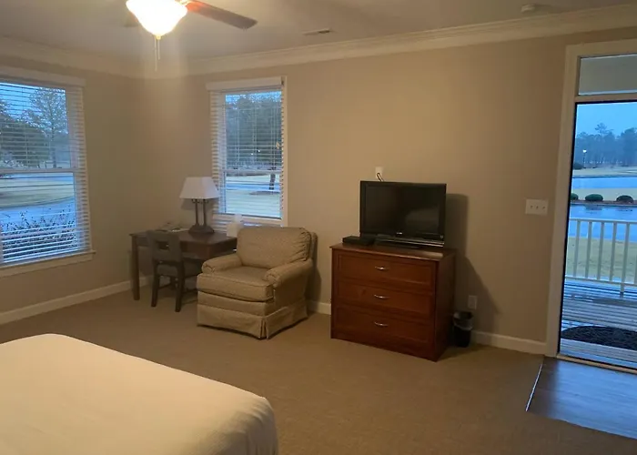 Cottages And Suites At River Landing