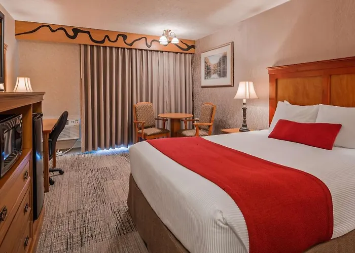 Best Western Plus Rivershore Hotel Oregon City