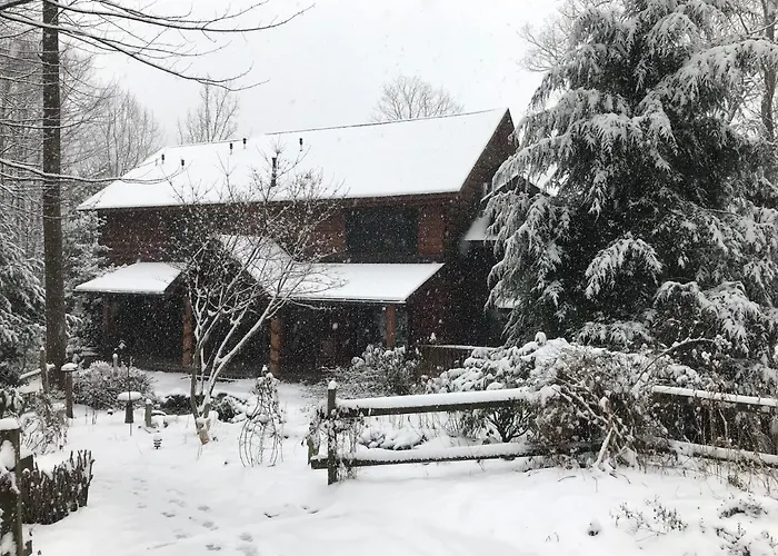 Lazy Bear Lodge Valle Crucis