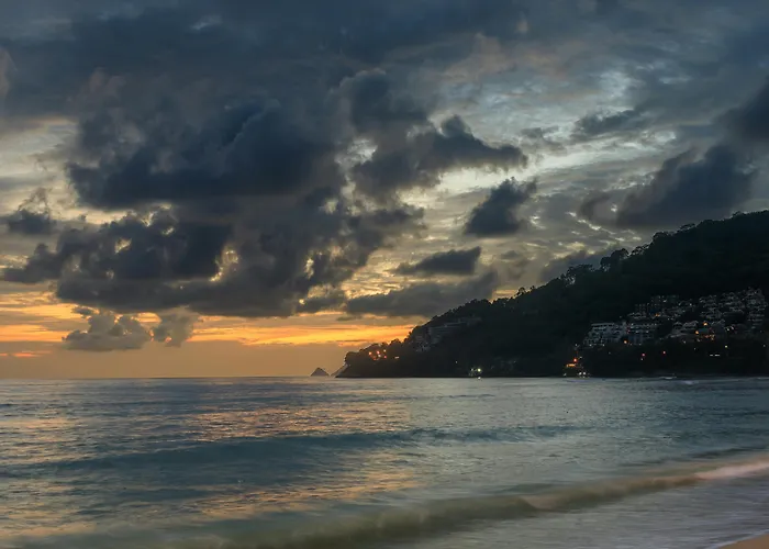 Diamond Cliff Resort & Spa, Patong Beach